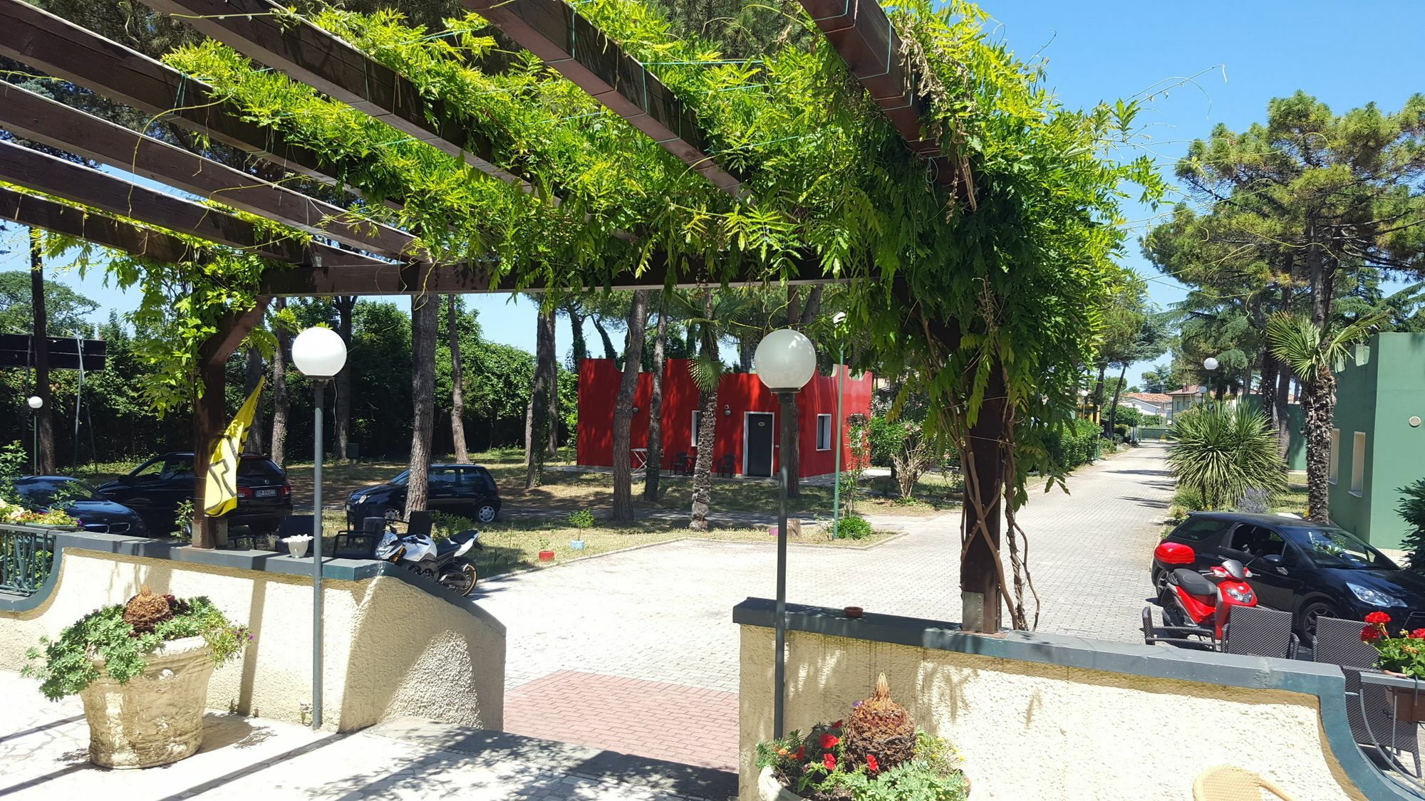 Villaggio Mithos Misano Adriatico Luaran gambar